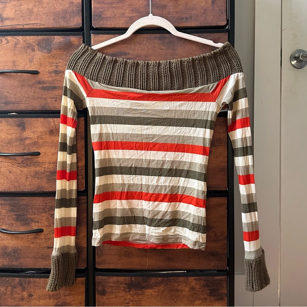 Y2K DKNY jeans off the shoulder top